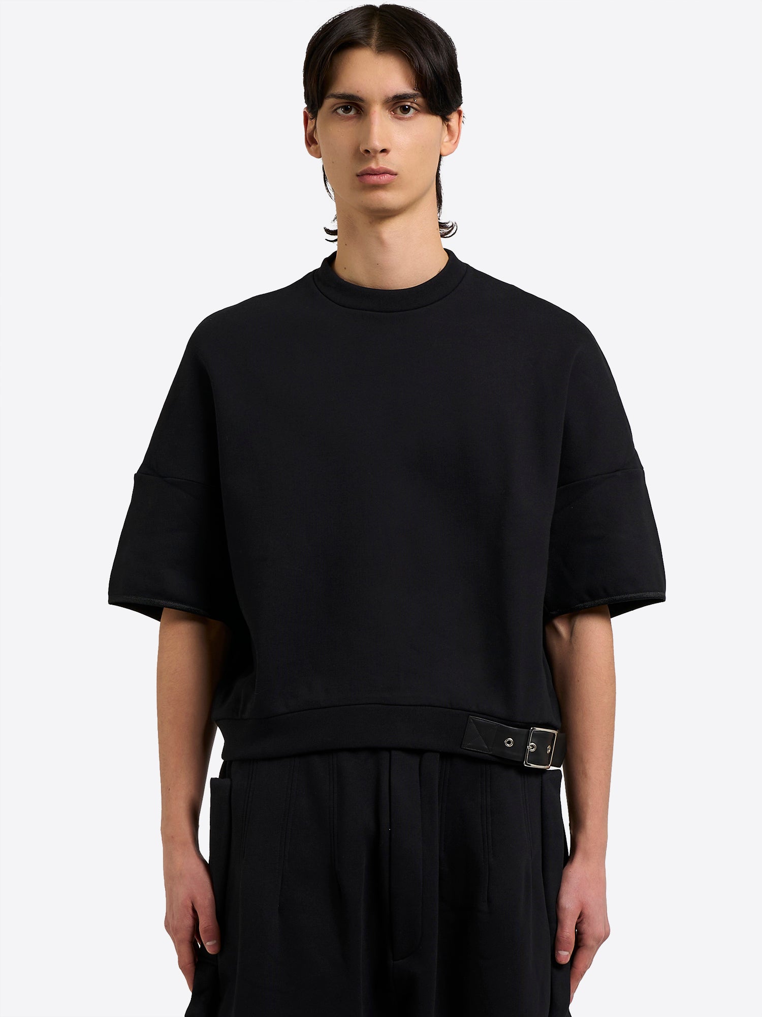 Sweatshirt With Emphasised Back - Black