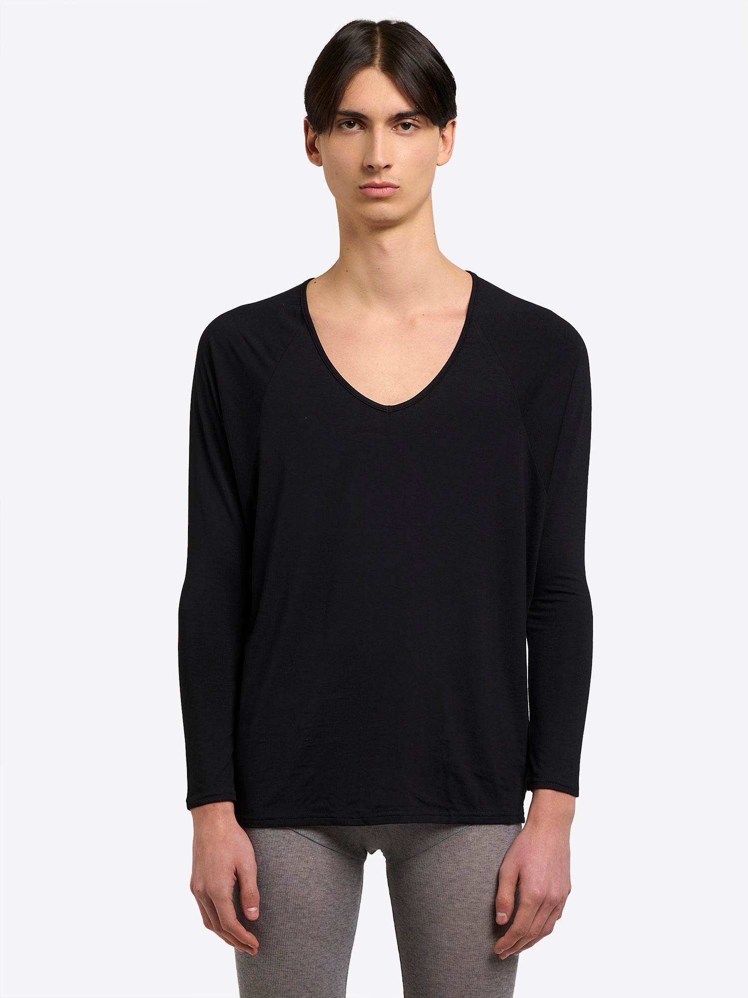 Drapey V-Neck - Black