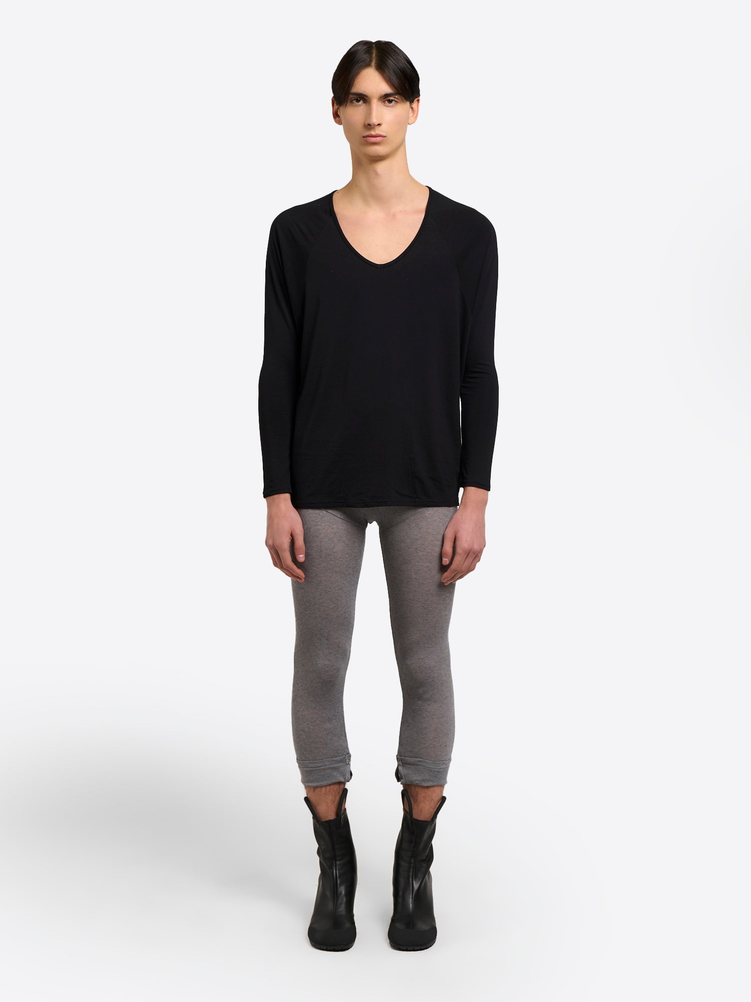 Drapey V-Neck - Black