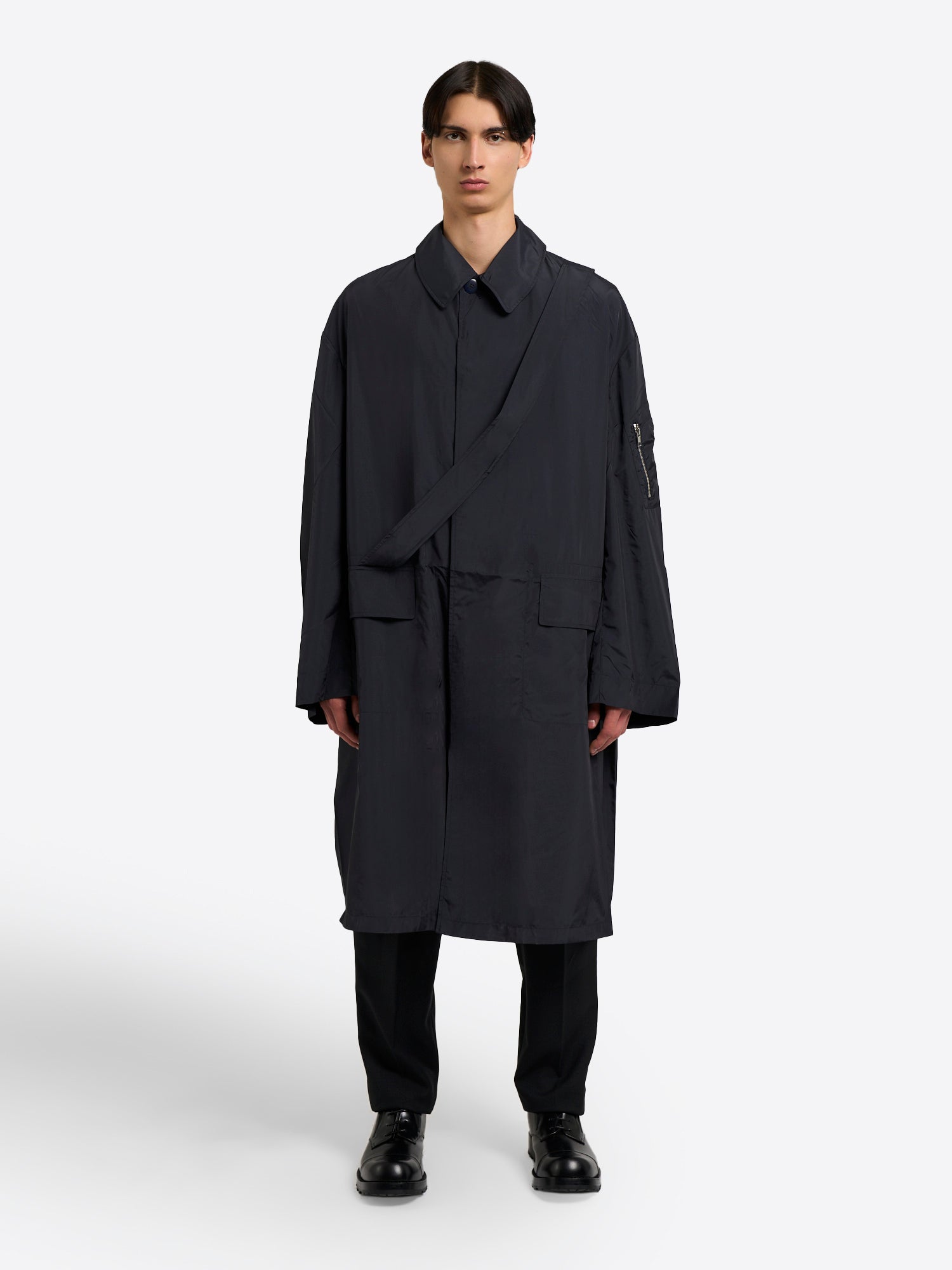 Raincoat With Strap - Black