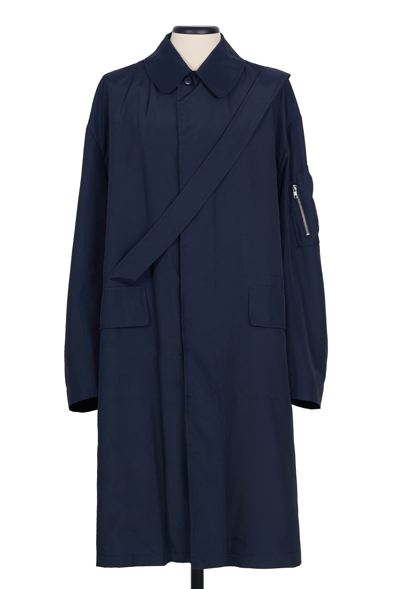 Random Identities | Raincoat With Strap in Navy