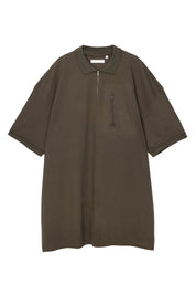 Random Identities Maxi Polo in Bronze. maxi-fit piqué polo with covered zip opening, flat-knit collar and zip chest pocket