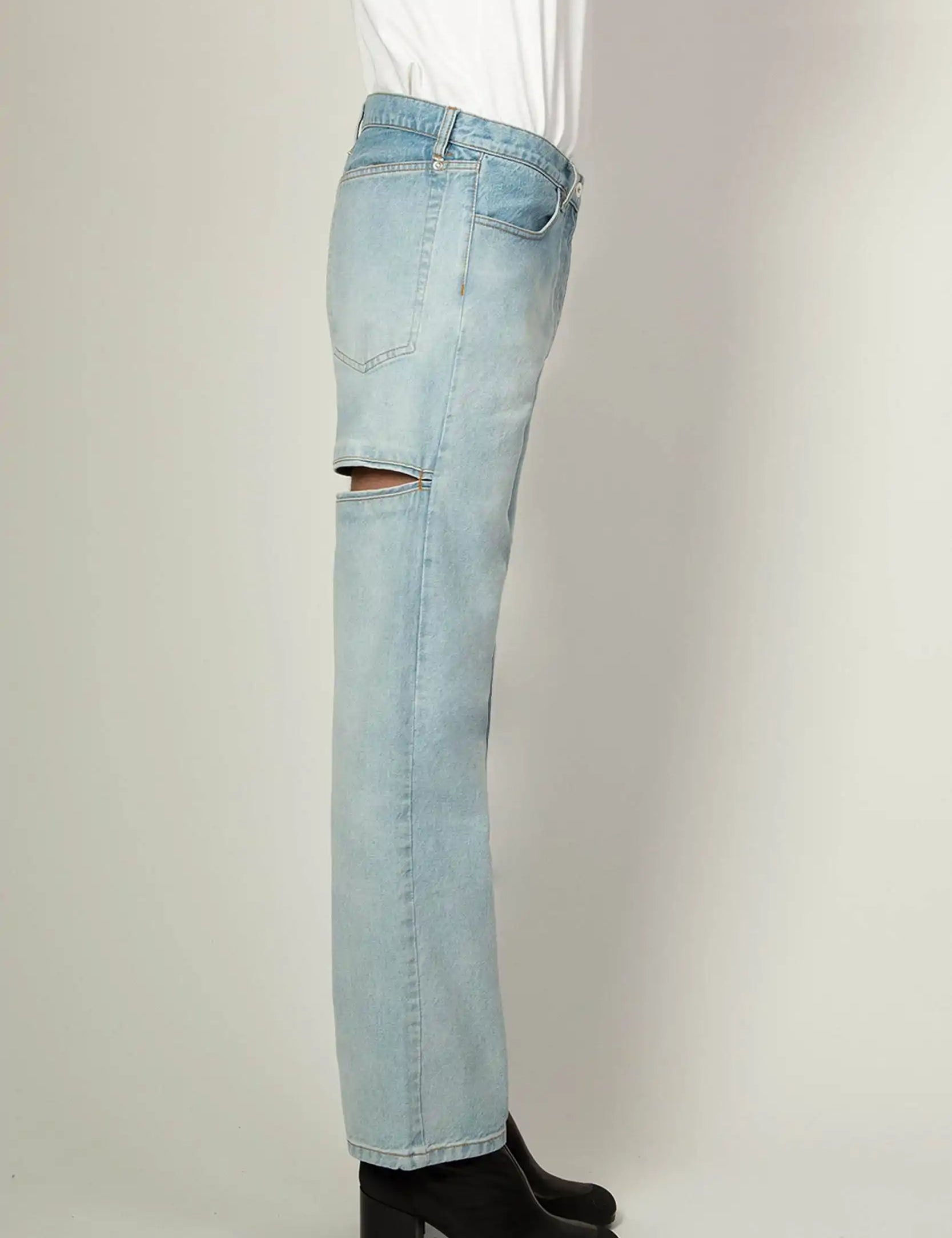 Sunfade denim jeans by Random Identities. contrast top‑stitching, straight‑leg, Regular Fit