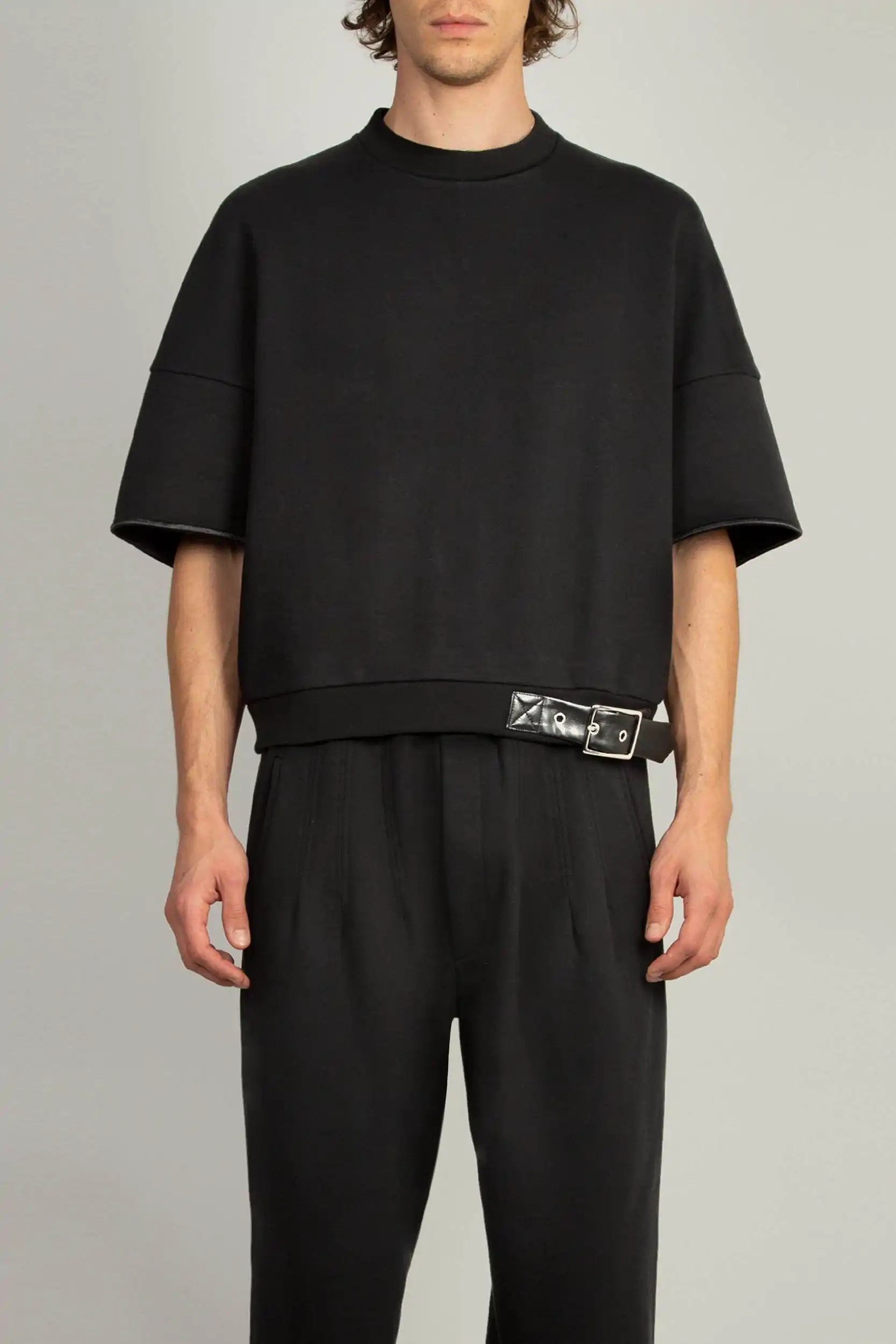 Random Identities Sweatshirt With Emphasised Back in Black, crew neck short sleeve sweatshirt with faux leather belt detail, front view