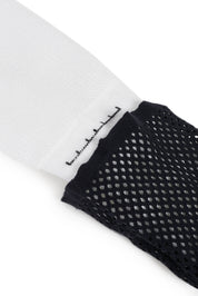 White logo sports sock featuring cushioned sole and supportive arch band